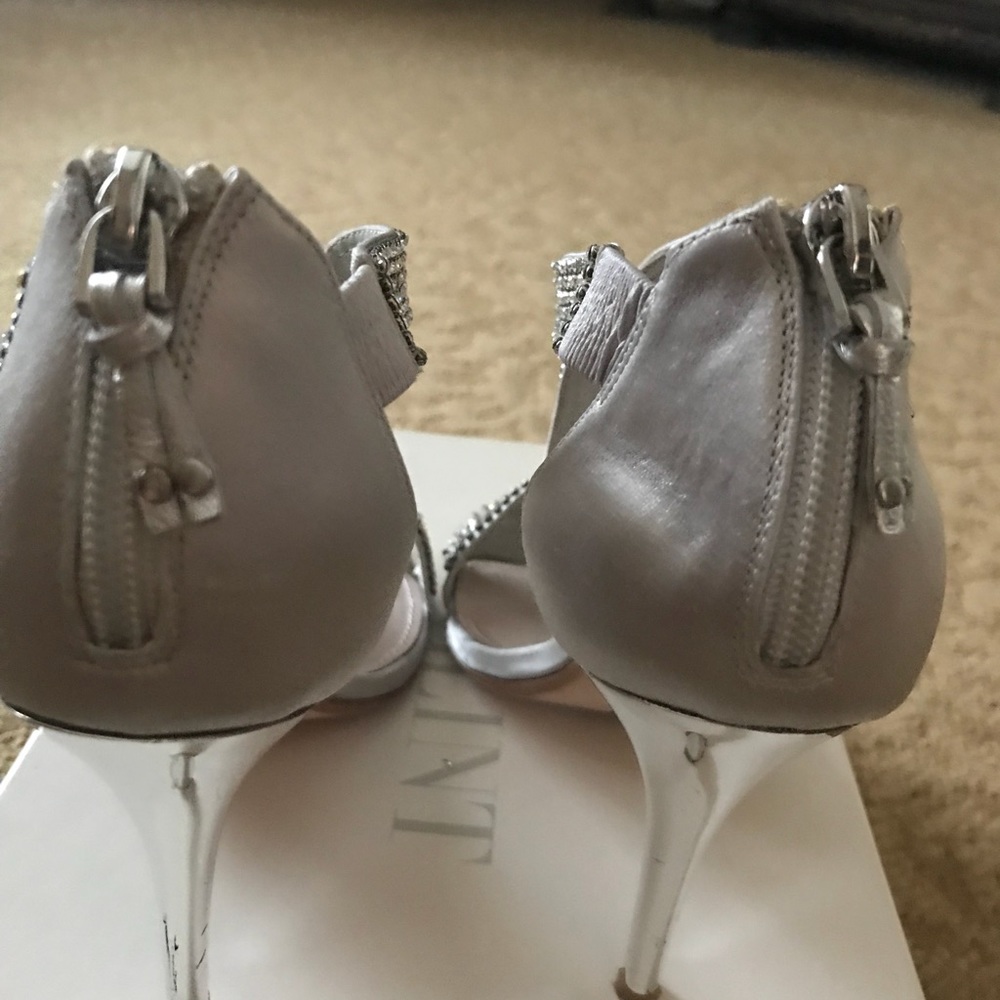Beautiful Rhinestone silver heels. - Picture 2 of 5